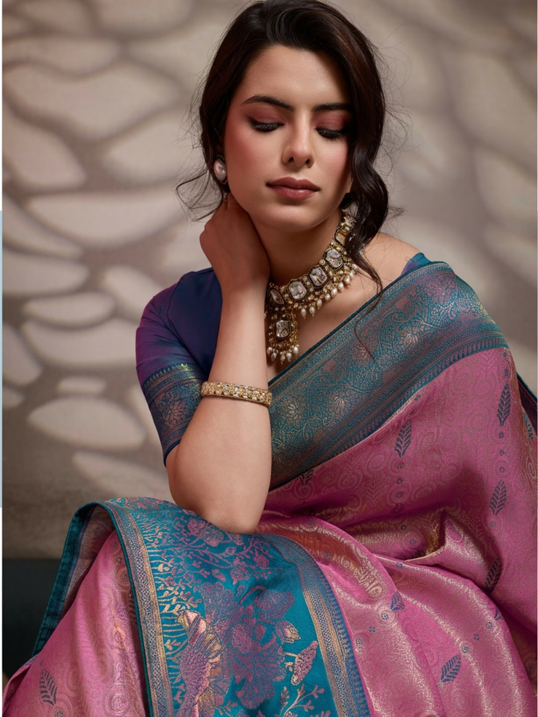 Peachmode Multicolor Kanjivaram Soft Silk Saree with Meenakari Woven Pallu - Image 4