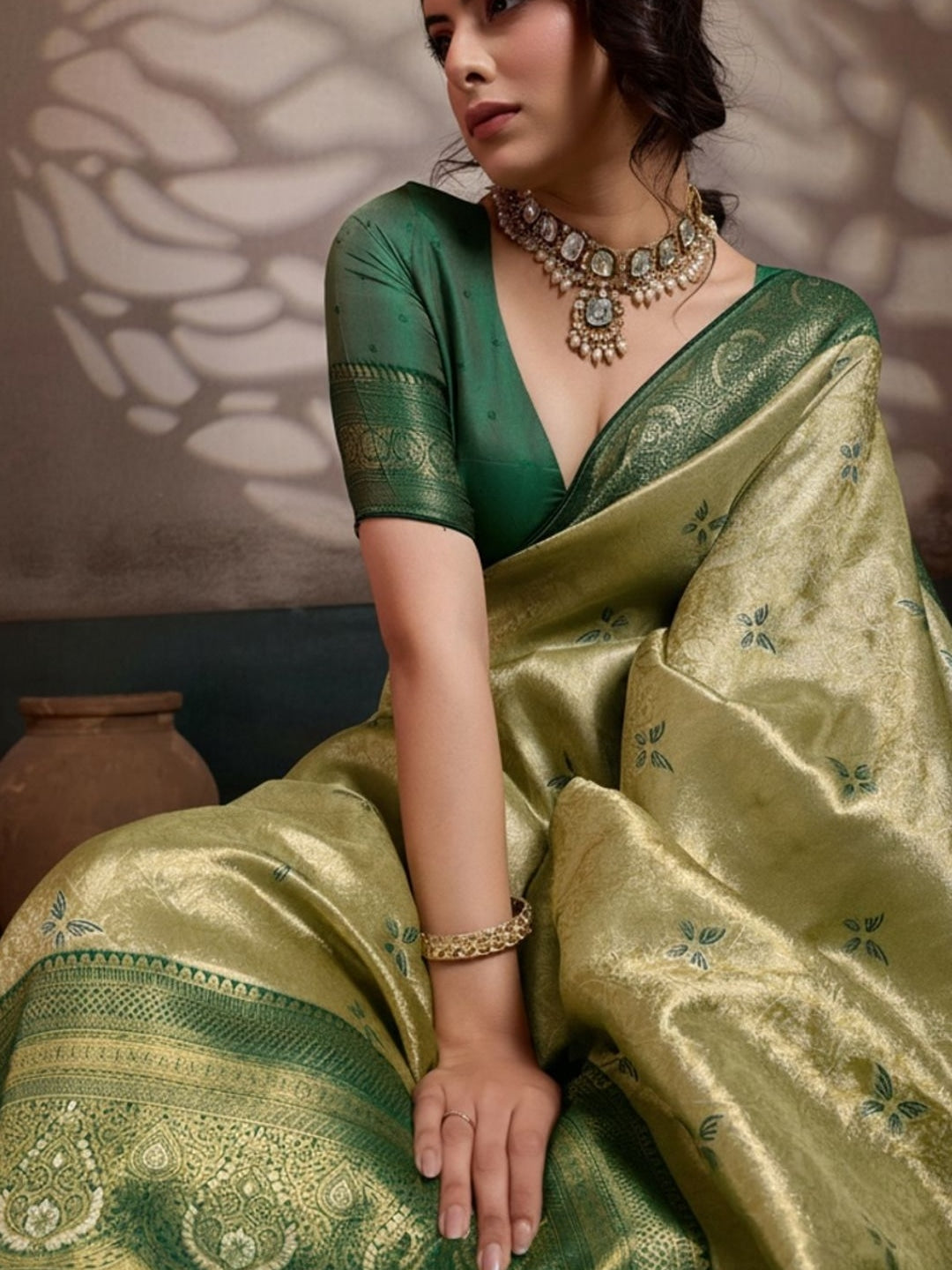 Peachmode Green Kanjivaram Soft Silk Saree with Meenakari Woven Pallu - Image 4