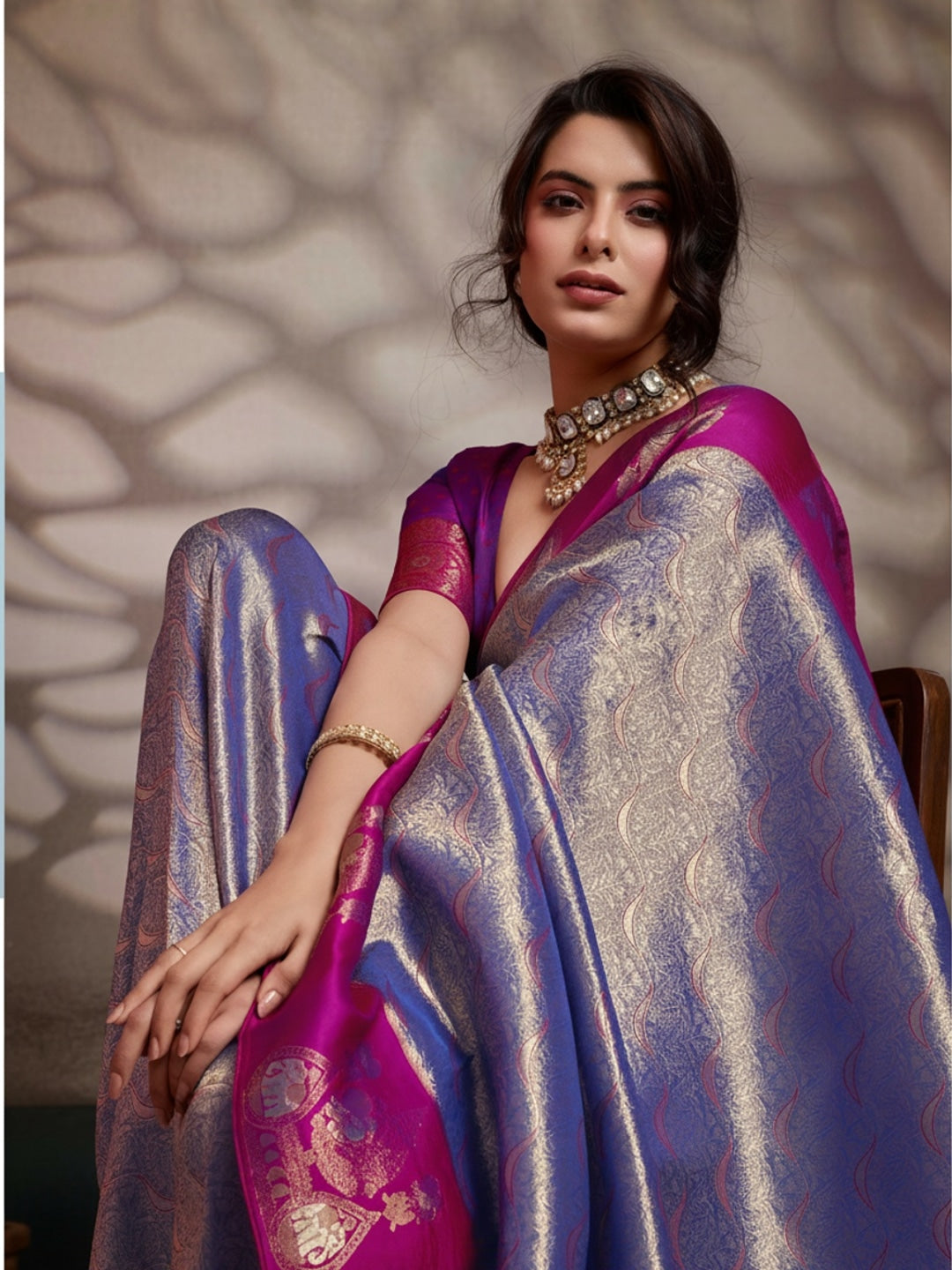 Peachmode Purple Kanjivaram Soft Silk Saree with Meenakari Woven Pallu - Image 3