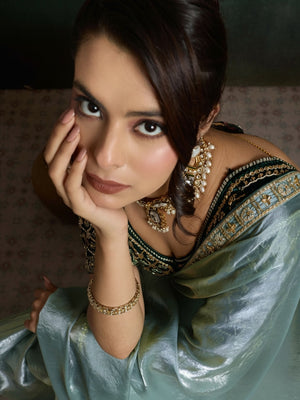 Peachmode Silver Velvet Satin Saree with Handwork Lace - Image 2