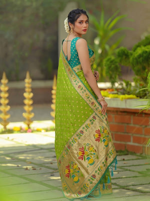 Elegant Green Floral Weaving Banarasi Silk Saree With Designer Tassel Pallu - Image 2