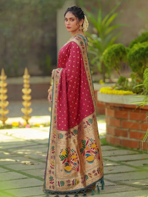 Elegant Dark Pink Floral Weaving Banarasi Silk Saree With Designer Tassel Pallu - Image 2