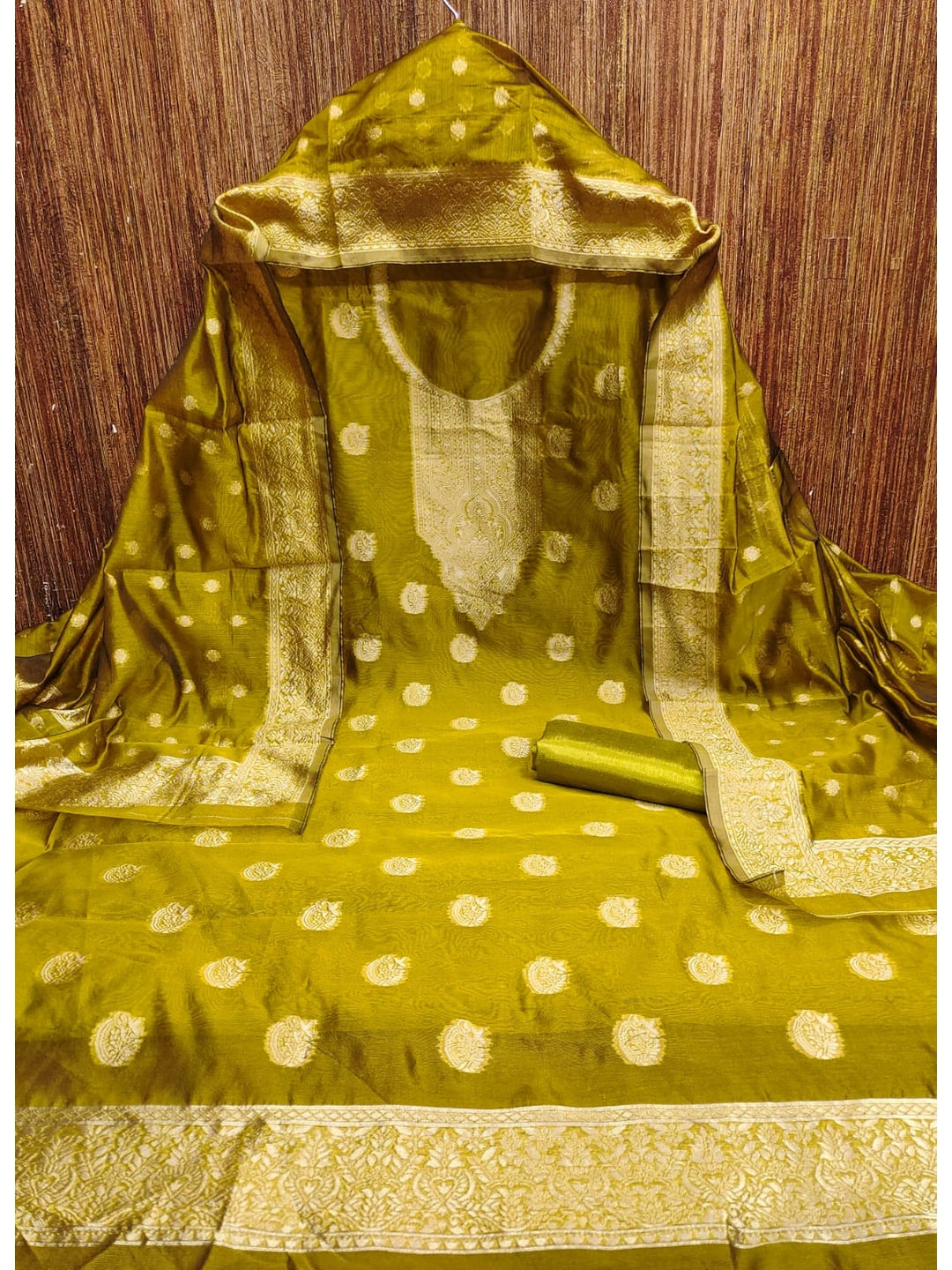 Peachmode Olive Banarasi Jacquard Dress Material with Woven Dupatta - Image 4