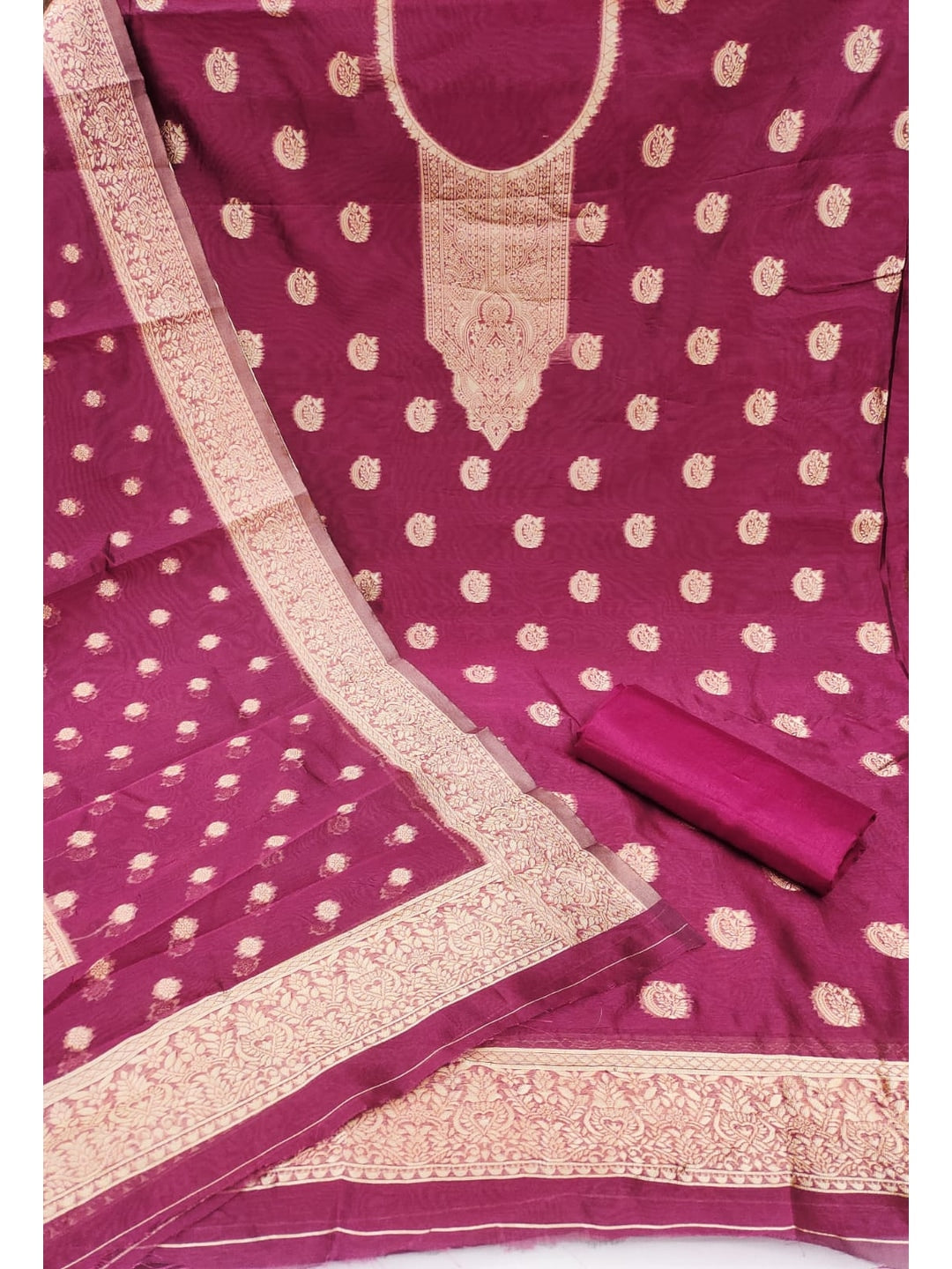 Peachmode Rani Pink Banarasi Jacquard Dress Material with Woven Dupatta - Image 3
