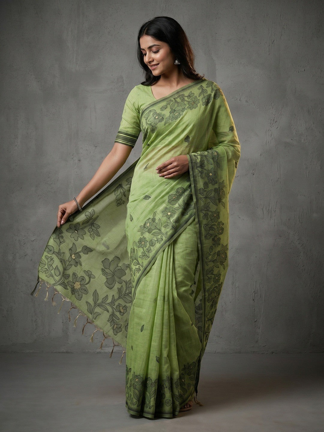 Green Cotton Blend Festive Wear Saree with Elegant Floral Woven Pattern - Image 1