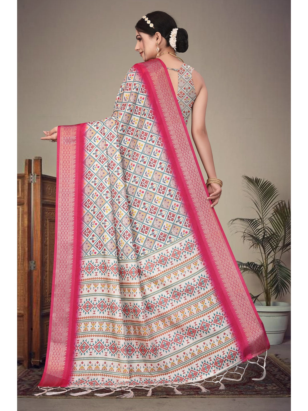 Peachmode Magenta Cotton Silk Digital Print Saree with Jacquard Border - Image 6