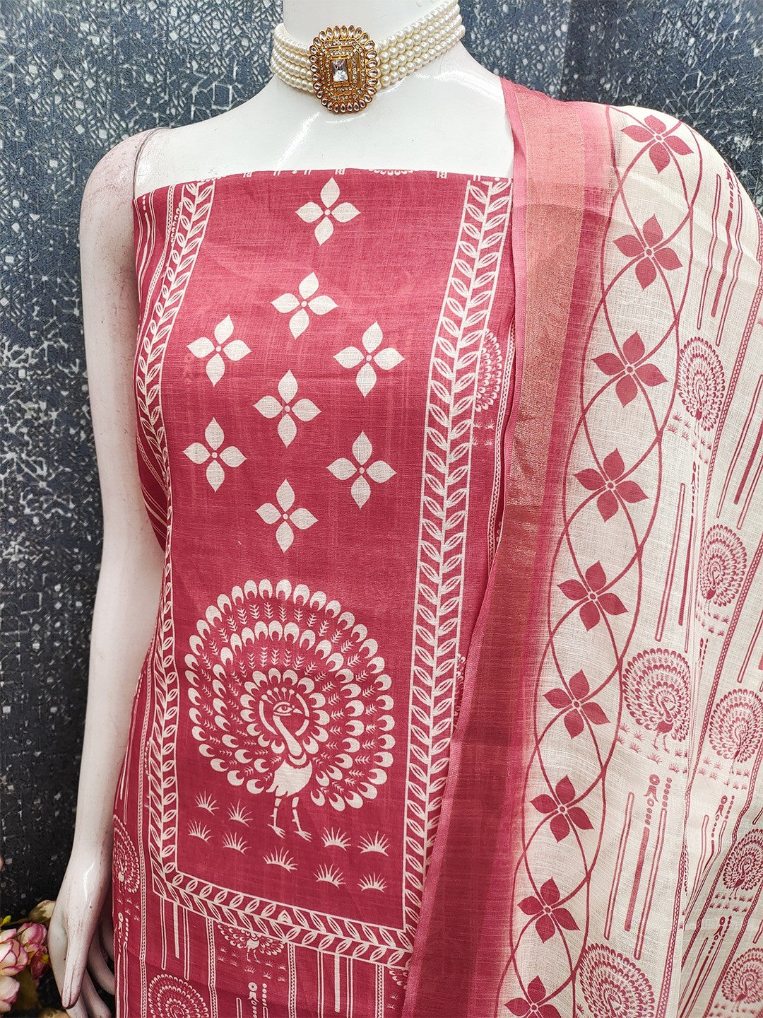 Elegant Gajri Pink Linen Unstitched Dress Material with Traditional Print - Image 4