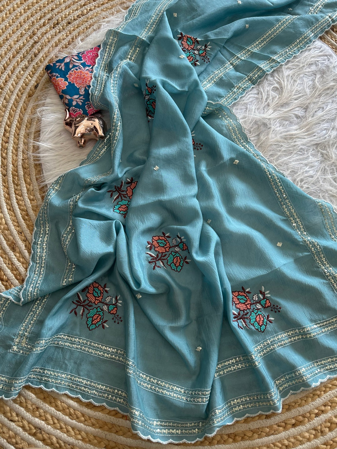 Peachmode Blue Tana Bana Saree with Multi Embroidery Work - Image 4