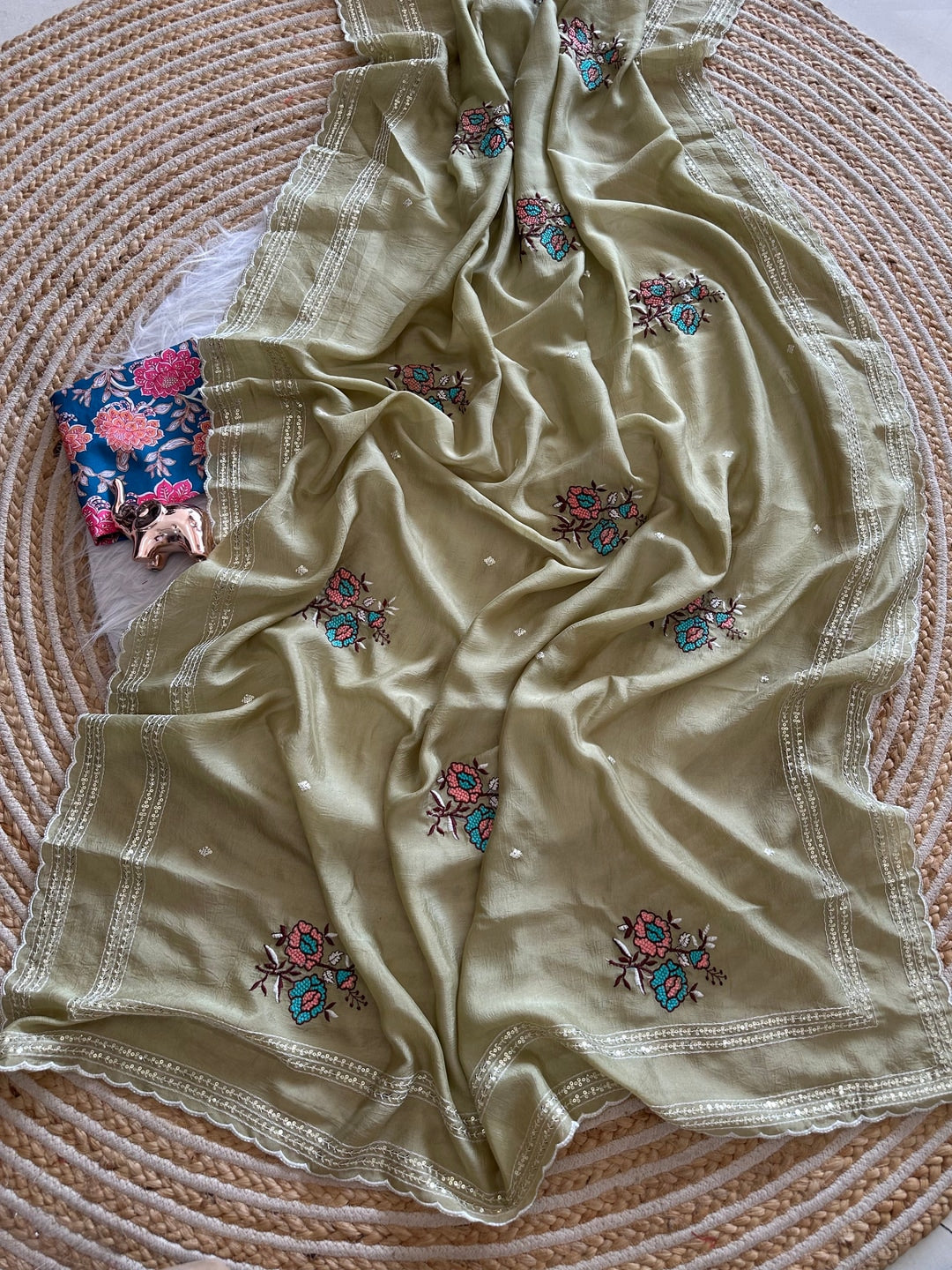 Peachmode Olive Tana Bana Saree with Multi Embroidery Work - Image 2