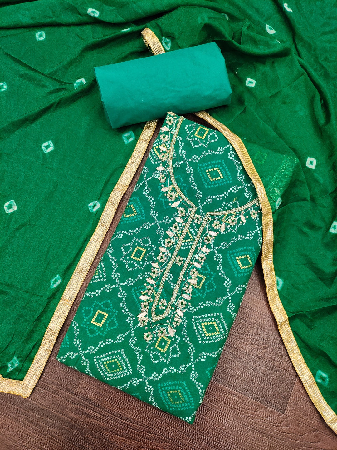 Peachmode Green Jam Cotton Dress Material with Embroidered Dupatta - Image 4