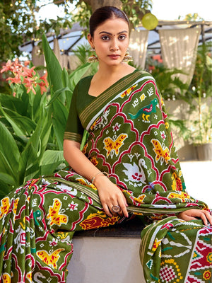 Elegant Green Tussar Silk Saree with Traditional Ikkat Motifs - Image 2