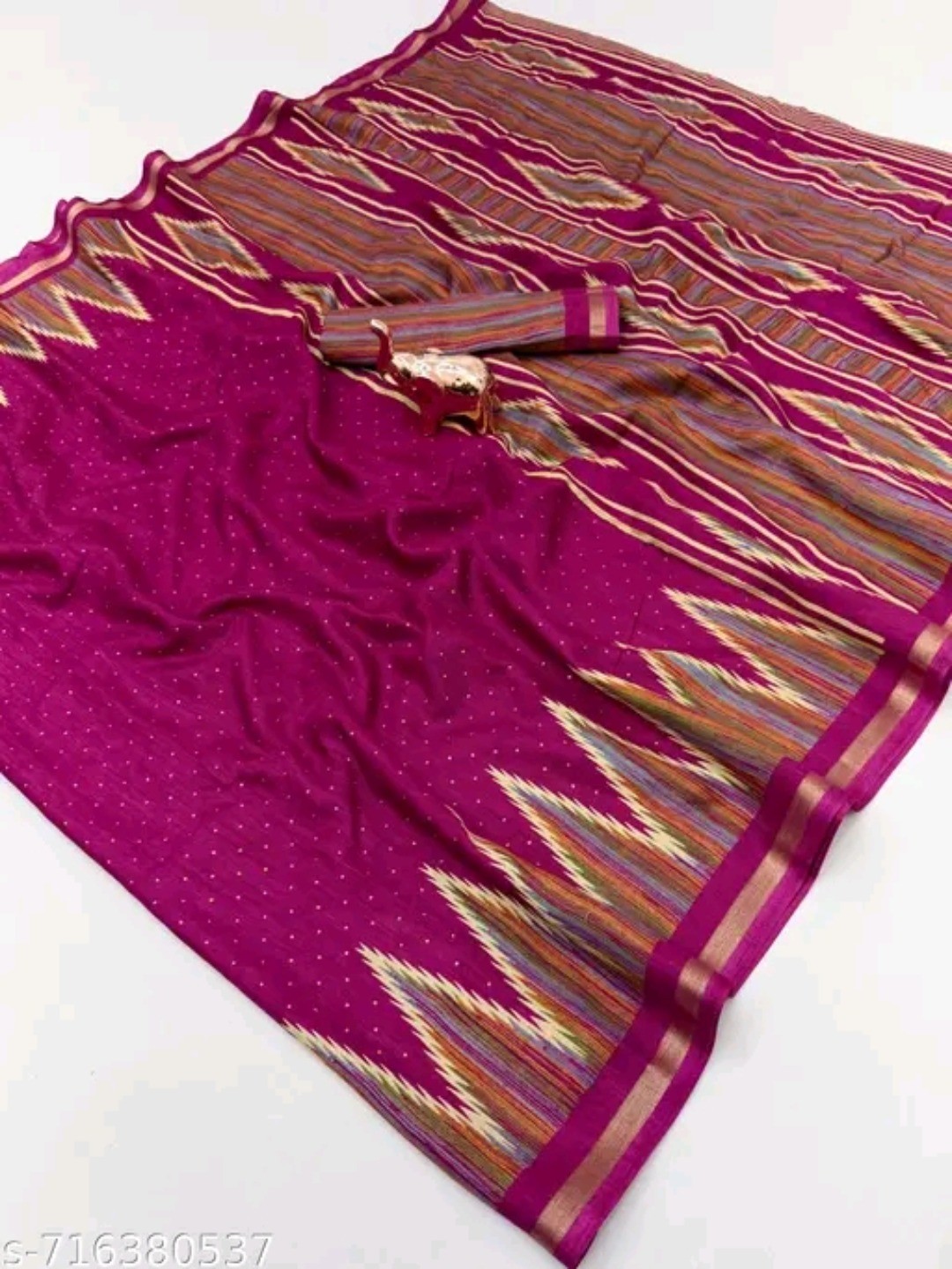 Classic Magenta Ikkat Printed Mulmul Cotton Saree With Elegant Zari Weaving Border - Image 2