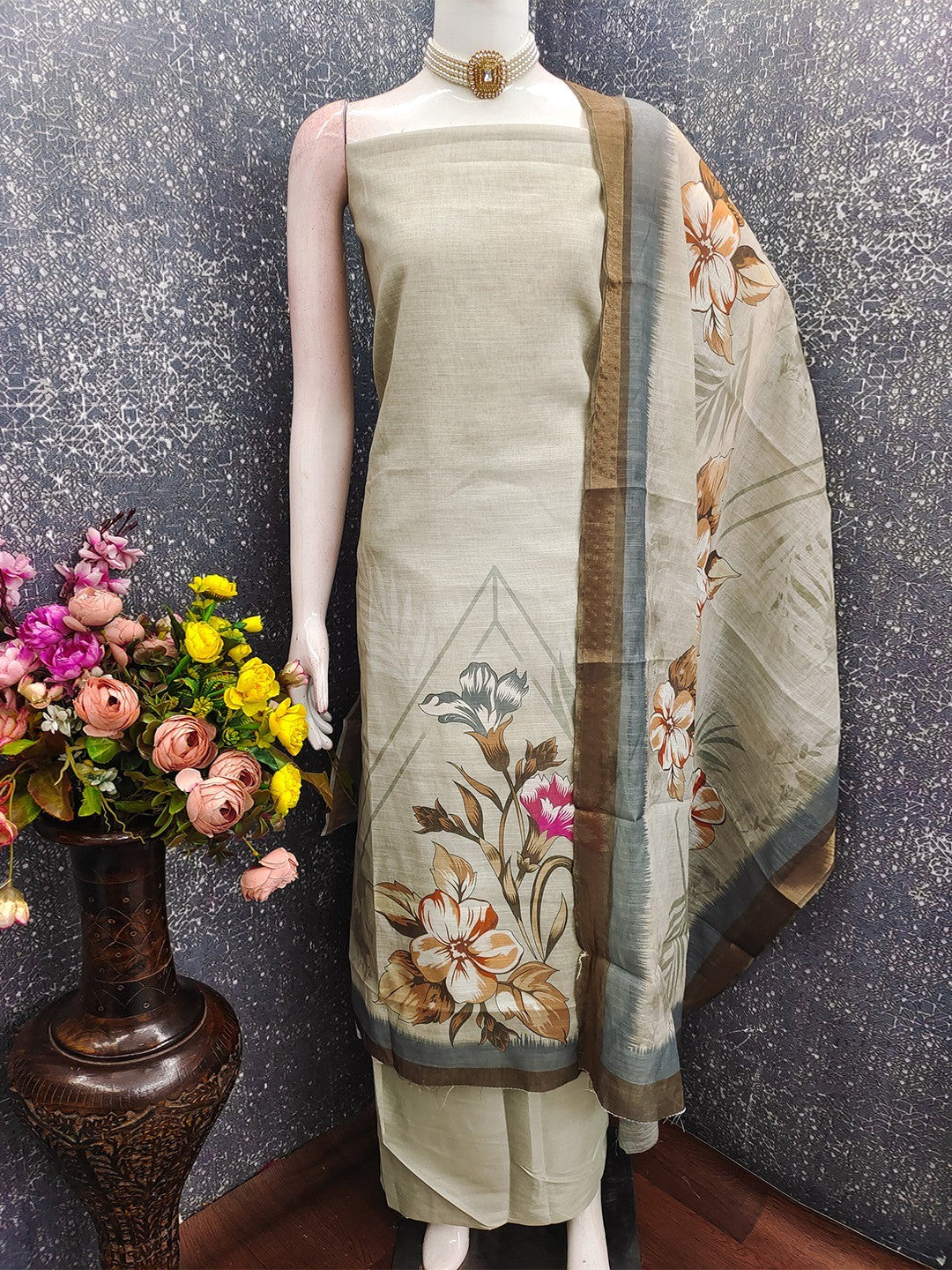 Elegant Floral Printed Beige Linen Dress Material Set - Image 3