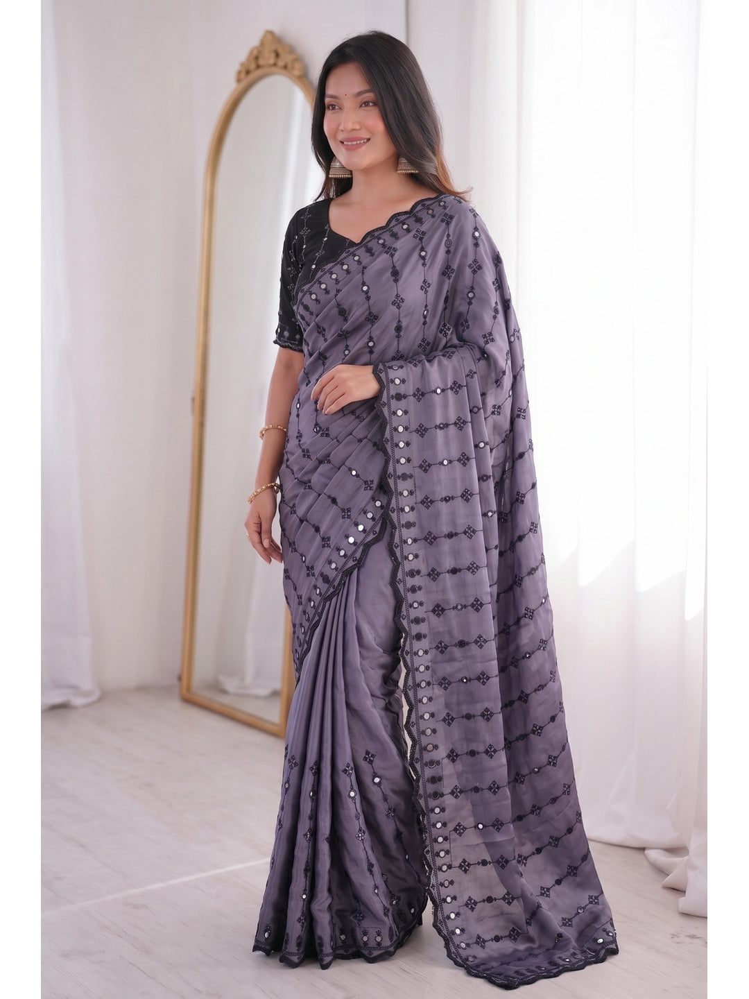 Peachmode Lavender Viscose Saree with Floral Embroidery and Mirror Work - Image 4