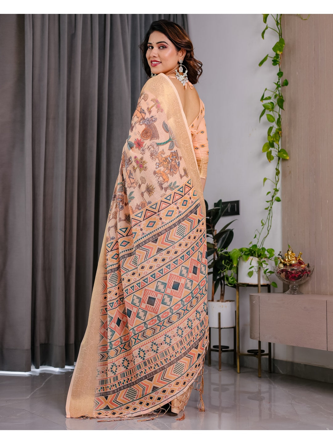 Peachmode Cream Handloom Linen Cotton Floral Print Saree - Image 7
