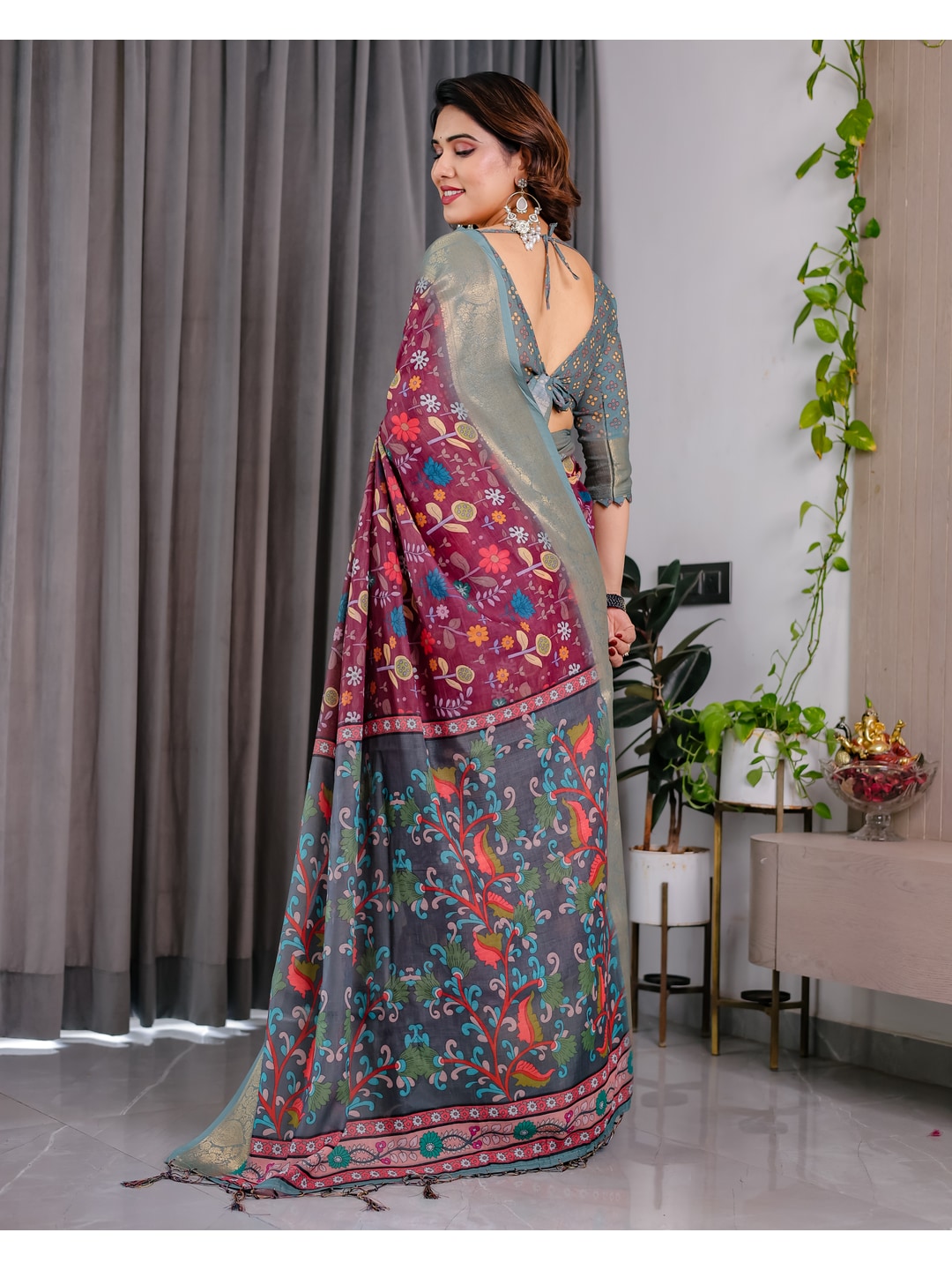 Peachmode Purple Handloom Linen Cotton Floral Print Saree - Image 7