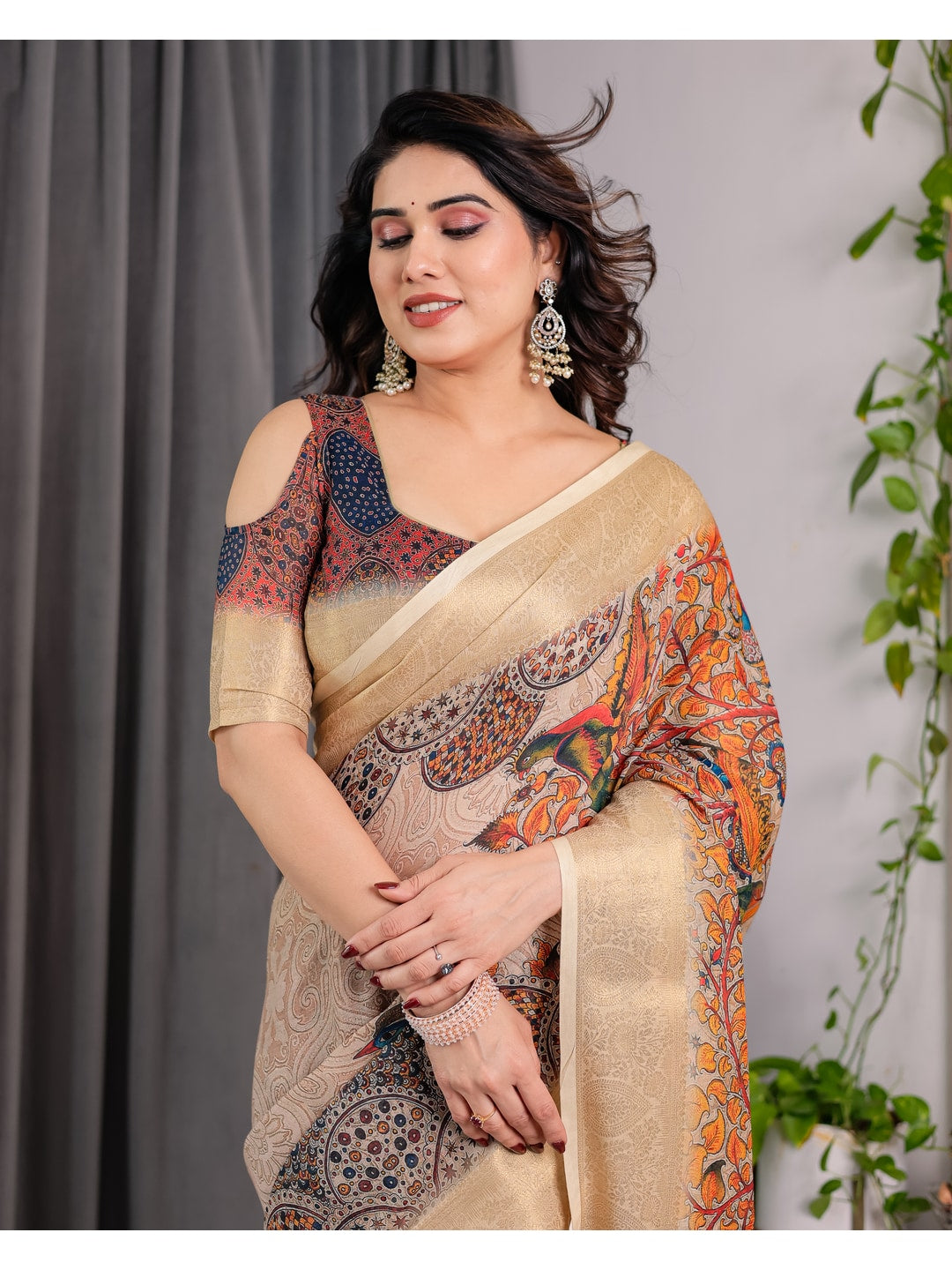 Peachmode Cream Handloom Linen Cotton Floral Print Saree - Image 12