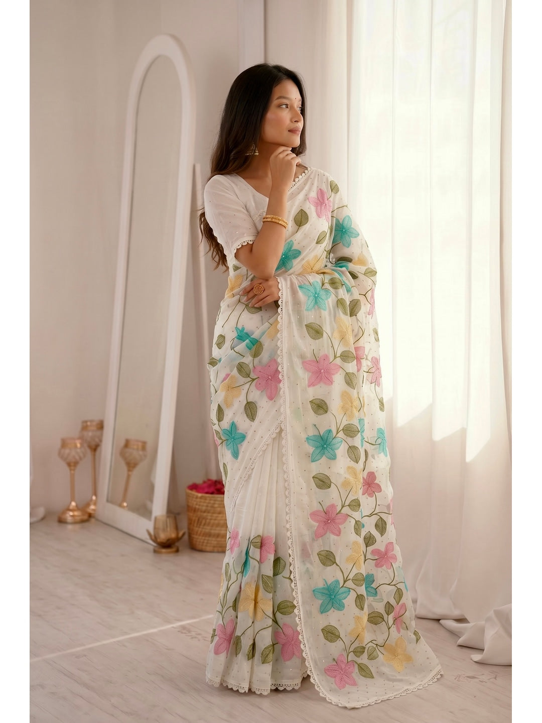 Peachmode White Viscose Saree with Floral Thread Work - Image 4