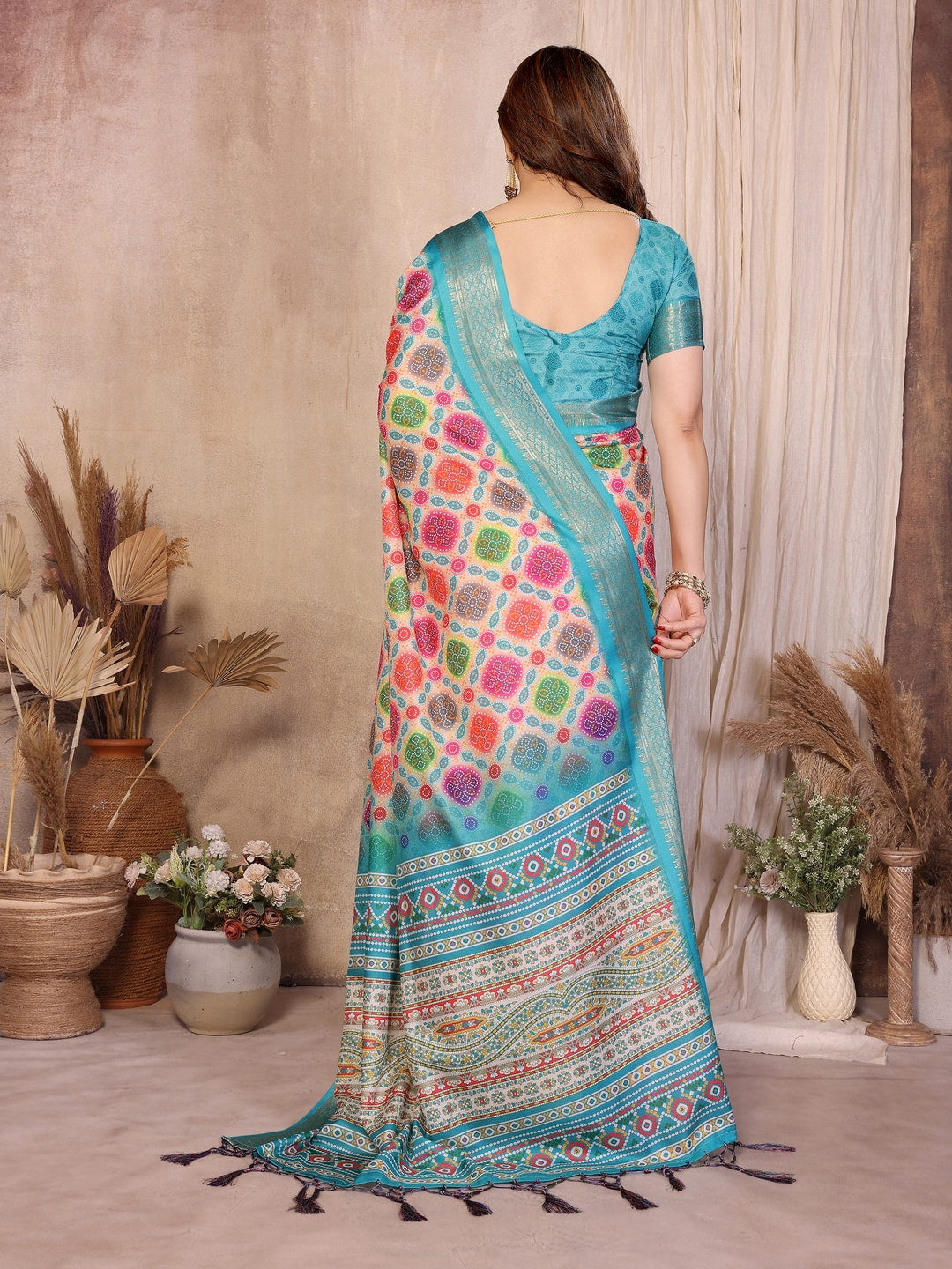 Peachmode Multicolor Cotton Silk Bandhej Print Saree with Zari Border - Image 3