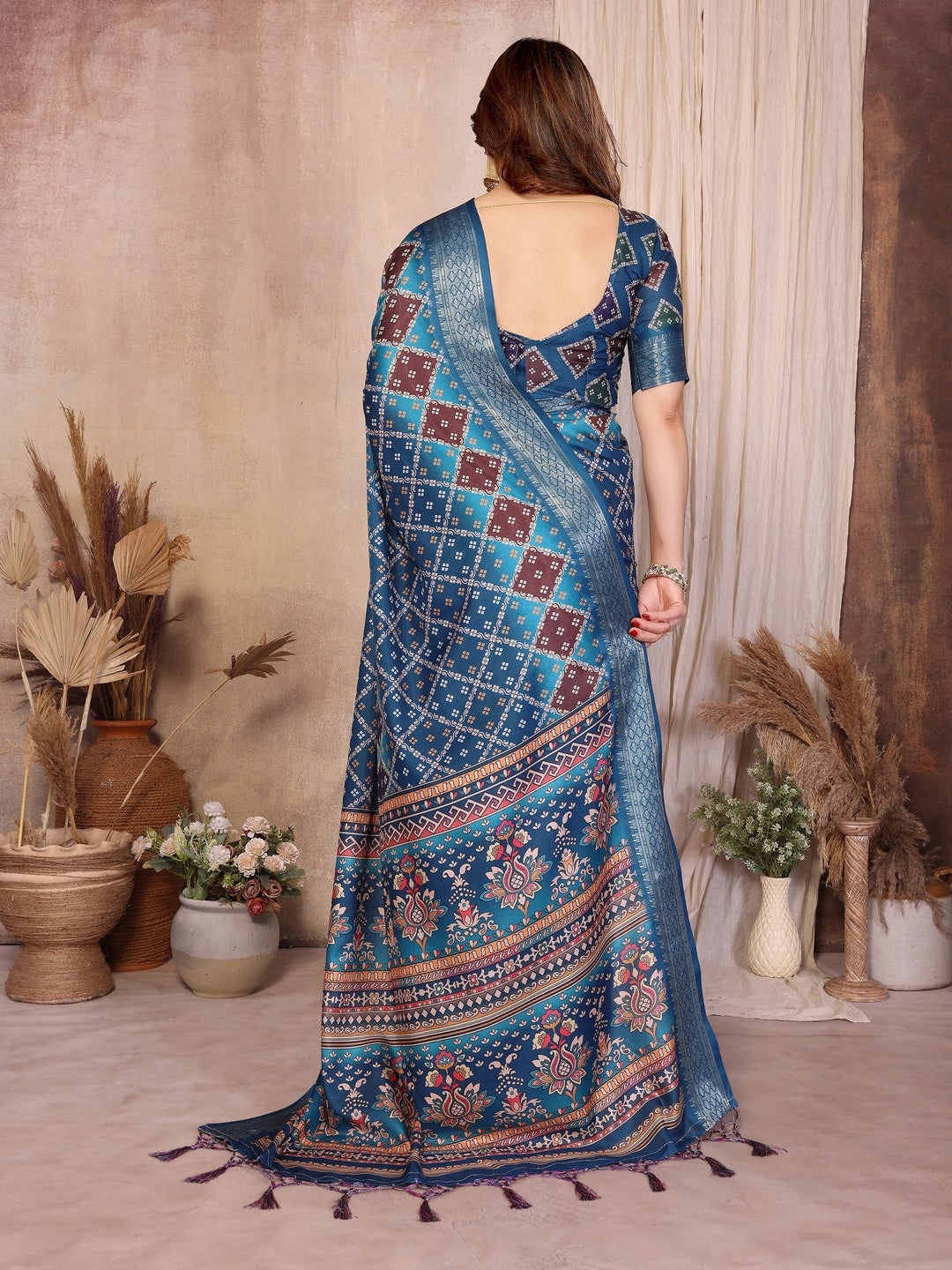 Peachmode Teal Cotton Silk Bandhej Print Saree with Zari Border - Image 4