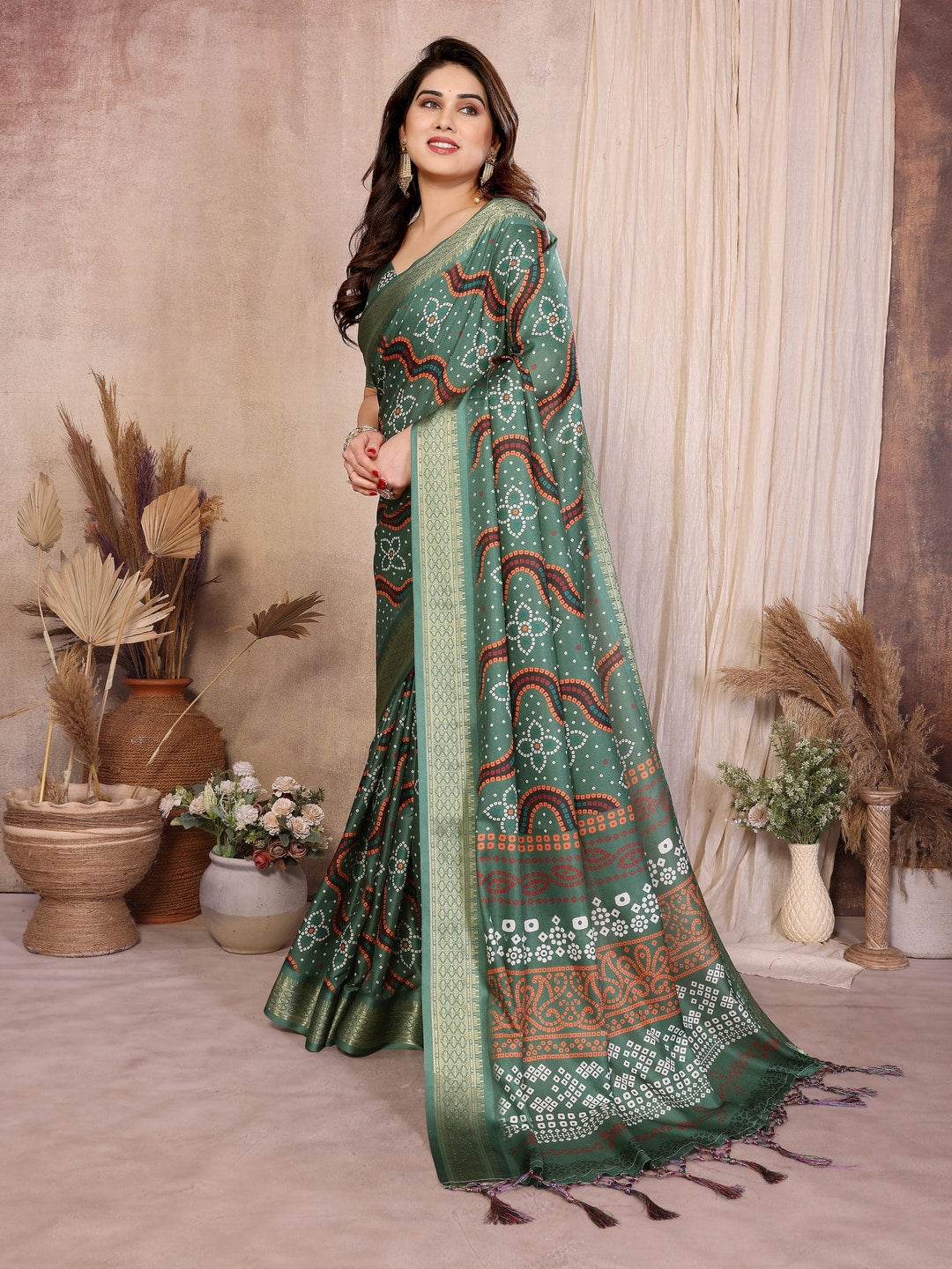 Peachmode Green Cotton Silk Bandhej Print Saree with Zari Border - Image 2