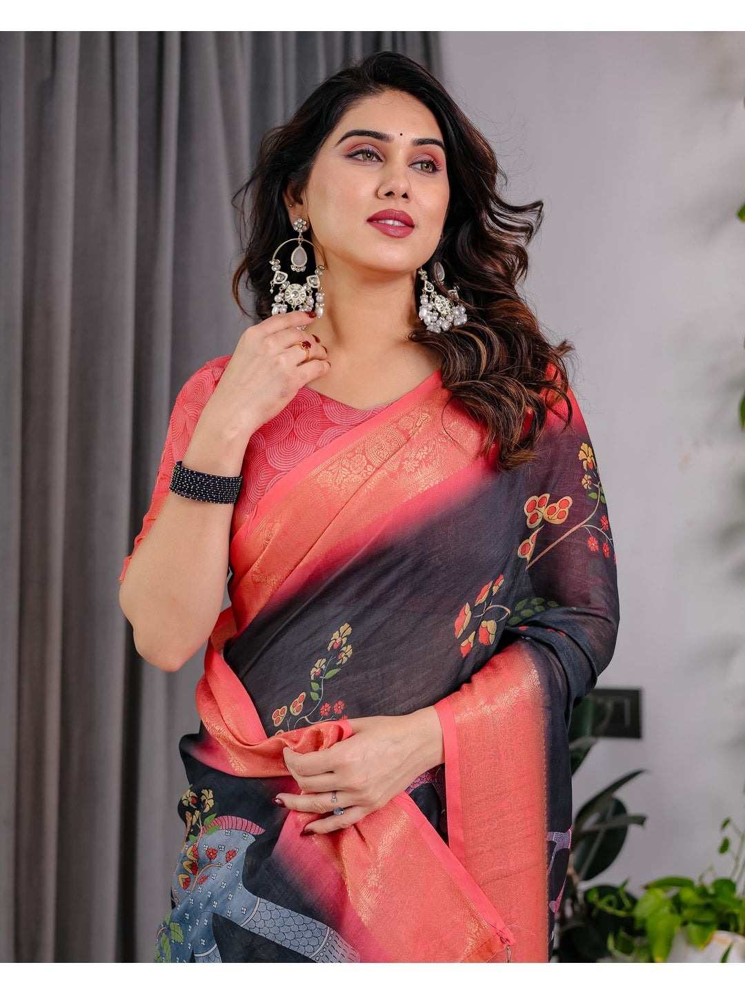 Peachmode Black Handloom Linen Cotton Floral Print Saree - Image 15