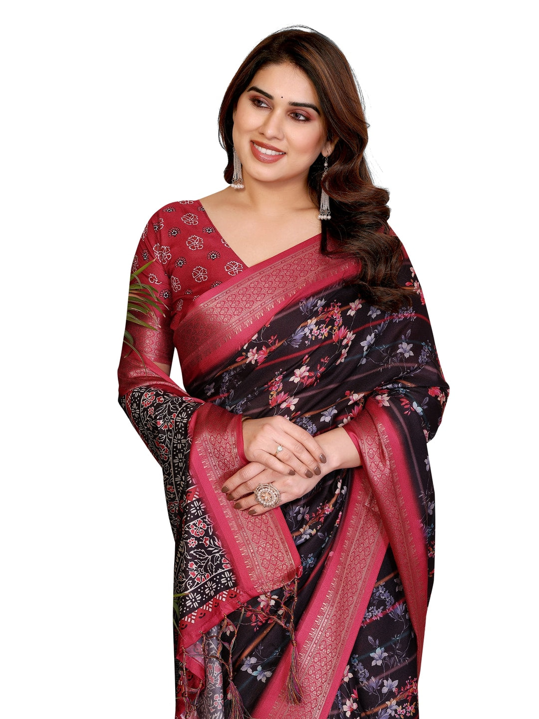 Peachmode Black Cotton Silk Floral Print Saree with Zari Border - Image 15