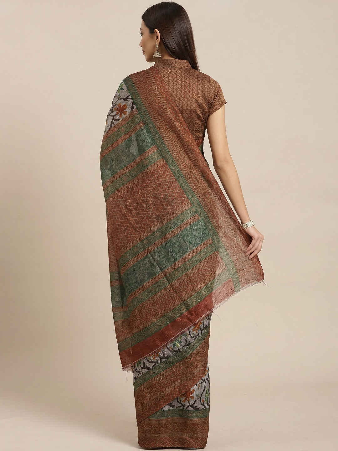 Arresting Grey - Brown Colored Casual Wear Printed Silk blend Saree - Image 2