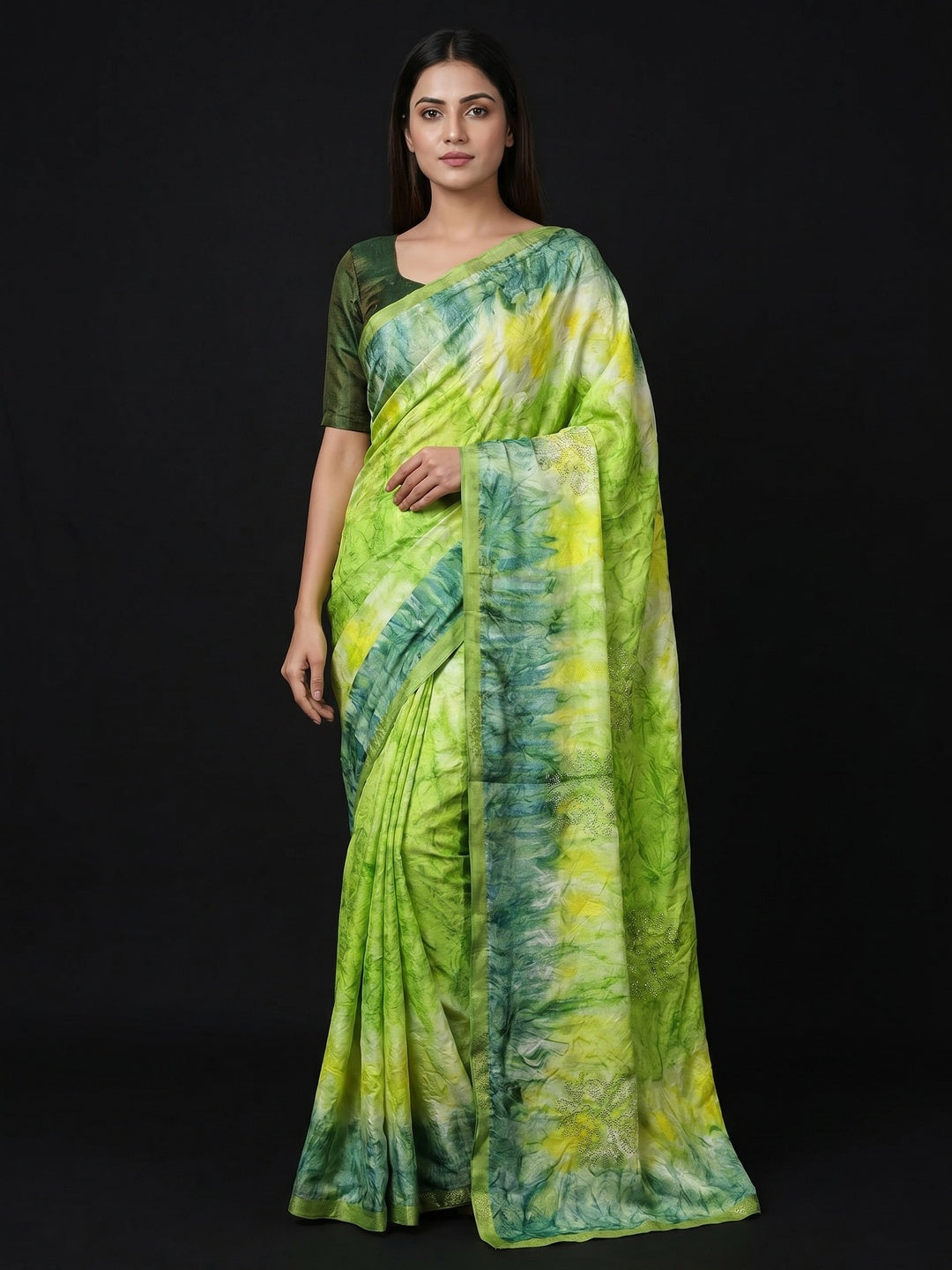 Arresting Mehdi Colored Embossed Floral Pattern Casual Wear Jacqaurd Dola Silk Saree - Image 3
