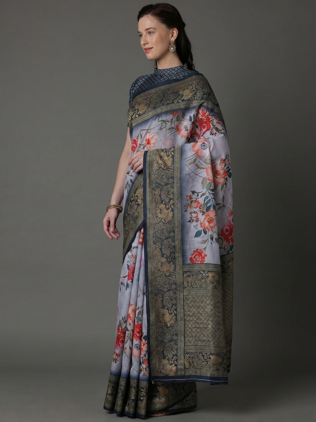 Grey Casual Cotton Silk Printed Saree With Unstitched Blouse - Image 3