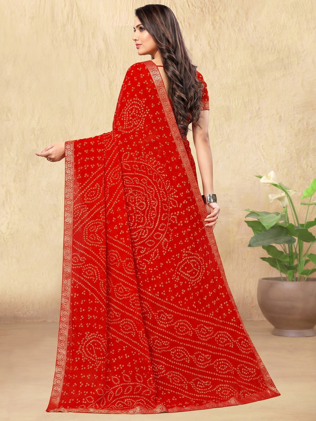 Red Casual Wear Printed Chiffon Saree - Image 2