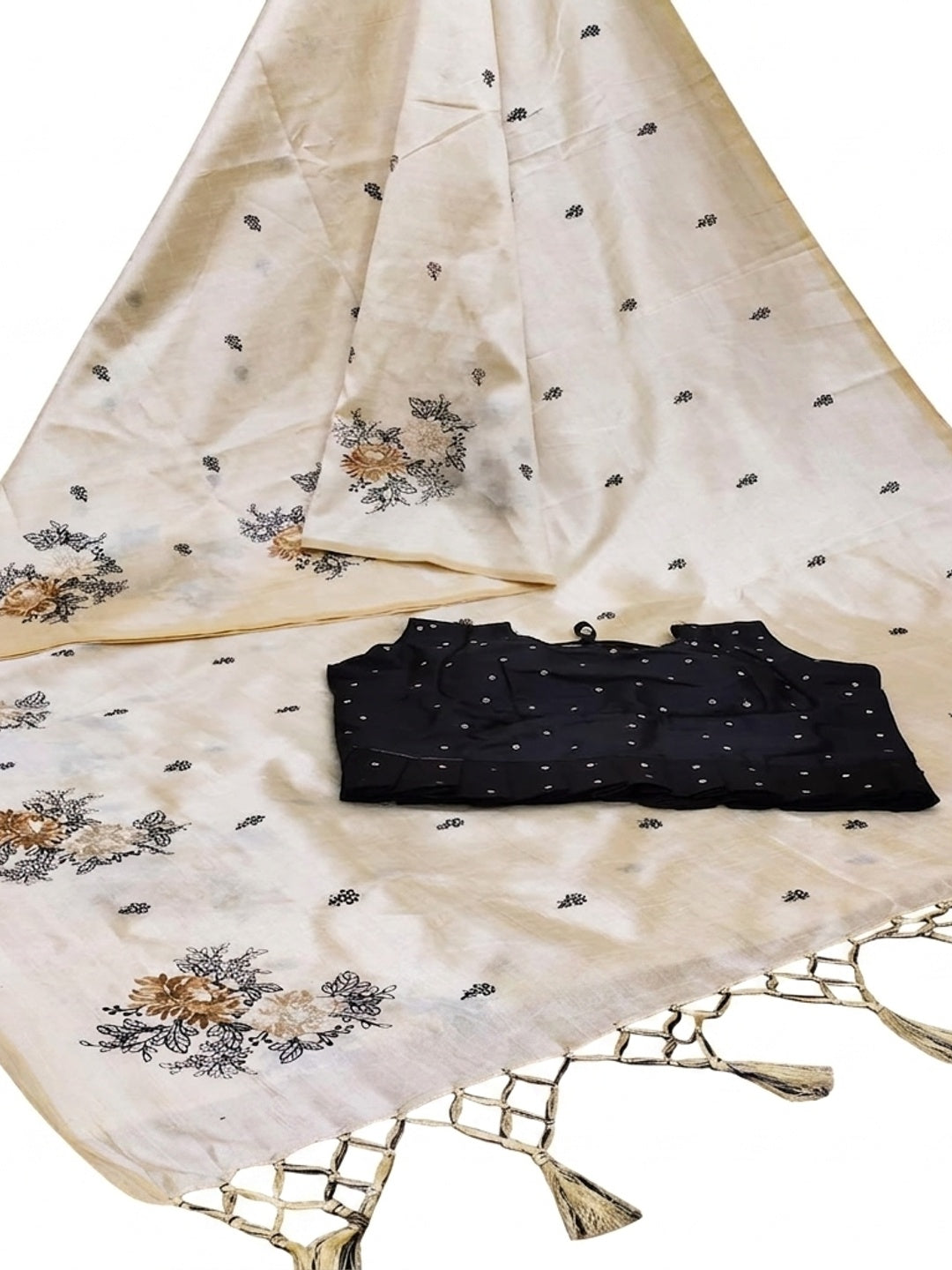Offwhite Casual Wear Floral Embroidered Silk Saree - Image 3