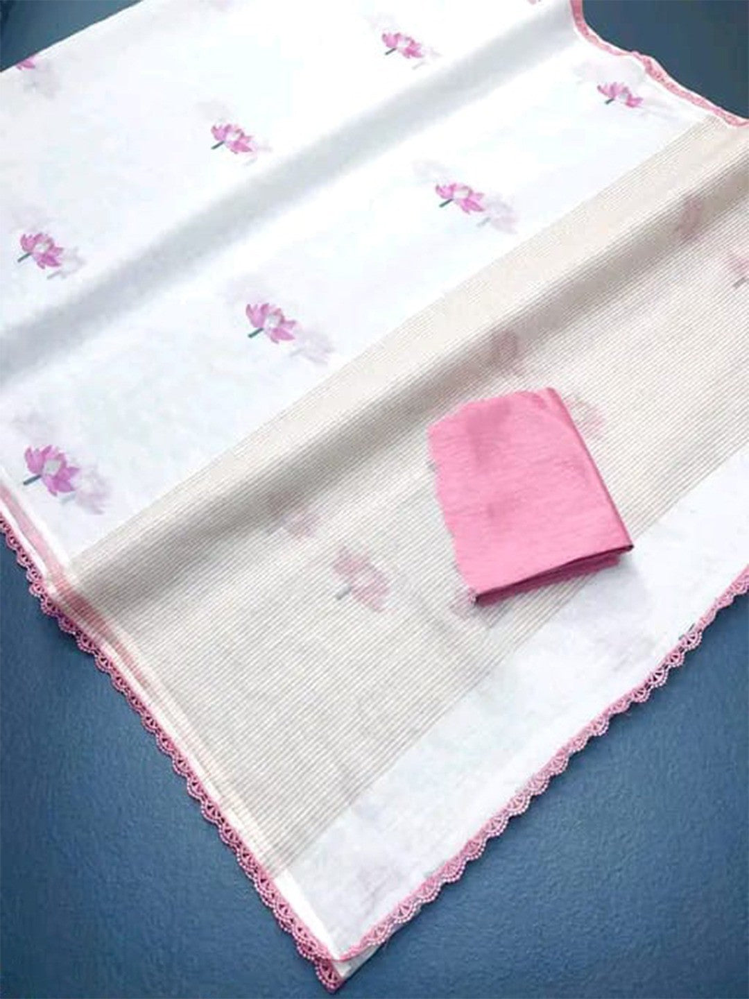 Elegant White Floral Printed Linen Saree with Delicate Lace Border - Image 3