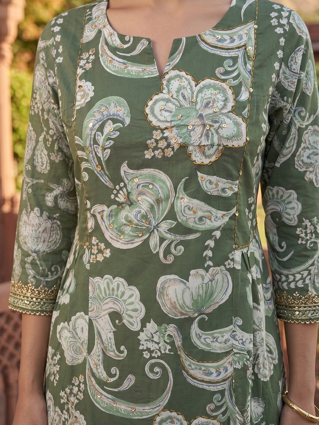 Elegant Green Floral Printed Pure Cotton Straight Top Bottom Set - Image 2