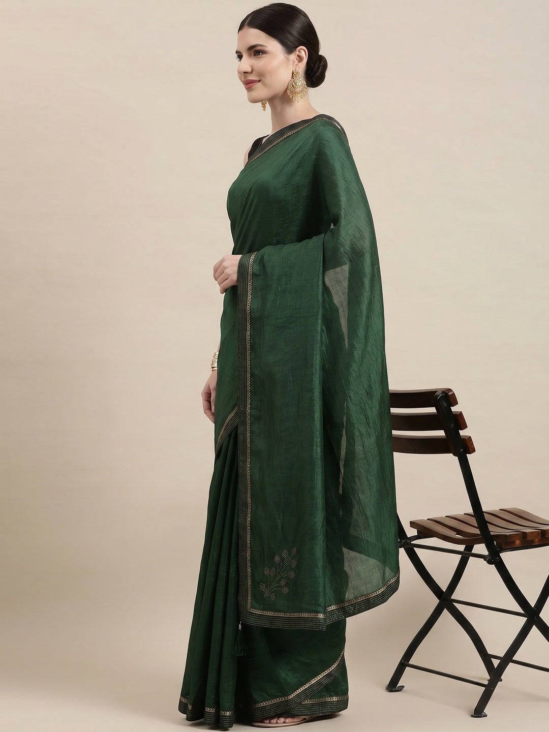 Green Solid With Woven Border Art Silk Saree - Image 3