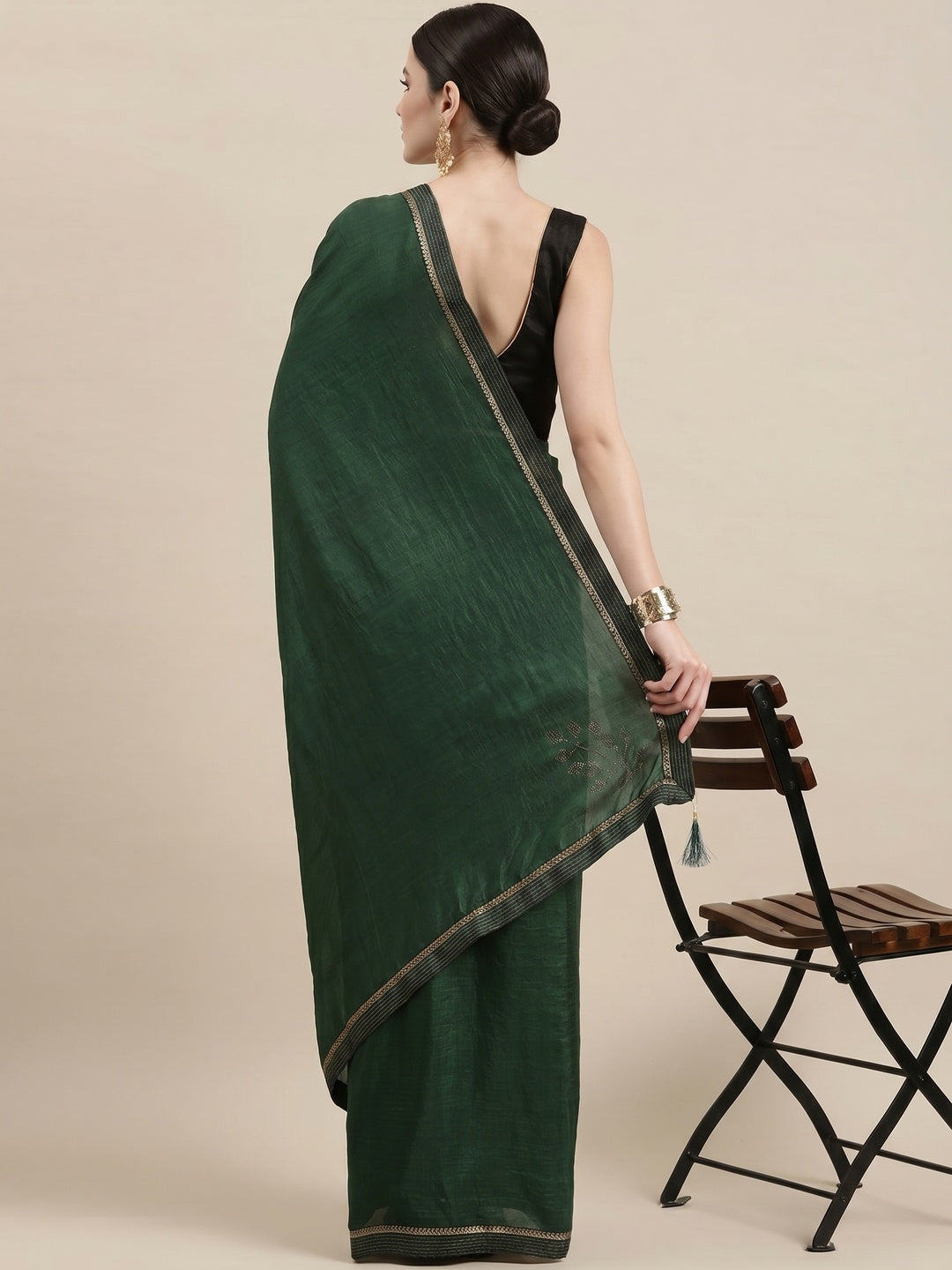 Green Solid With Woven Border Art Silk Saree - Image 2