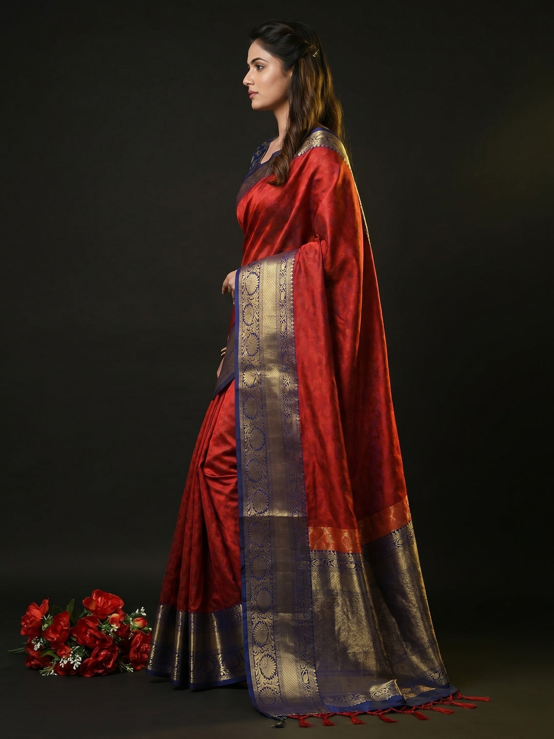 Red Woven Cotton Silk Saree - Image 2