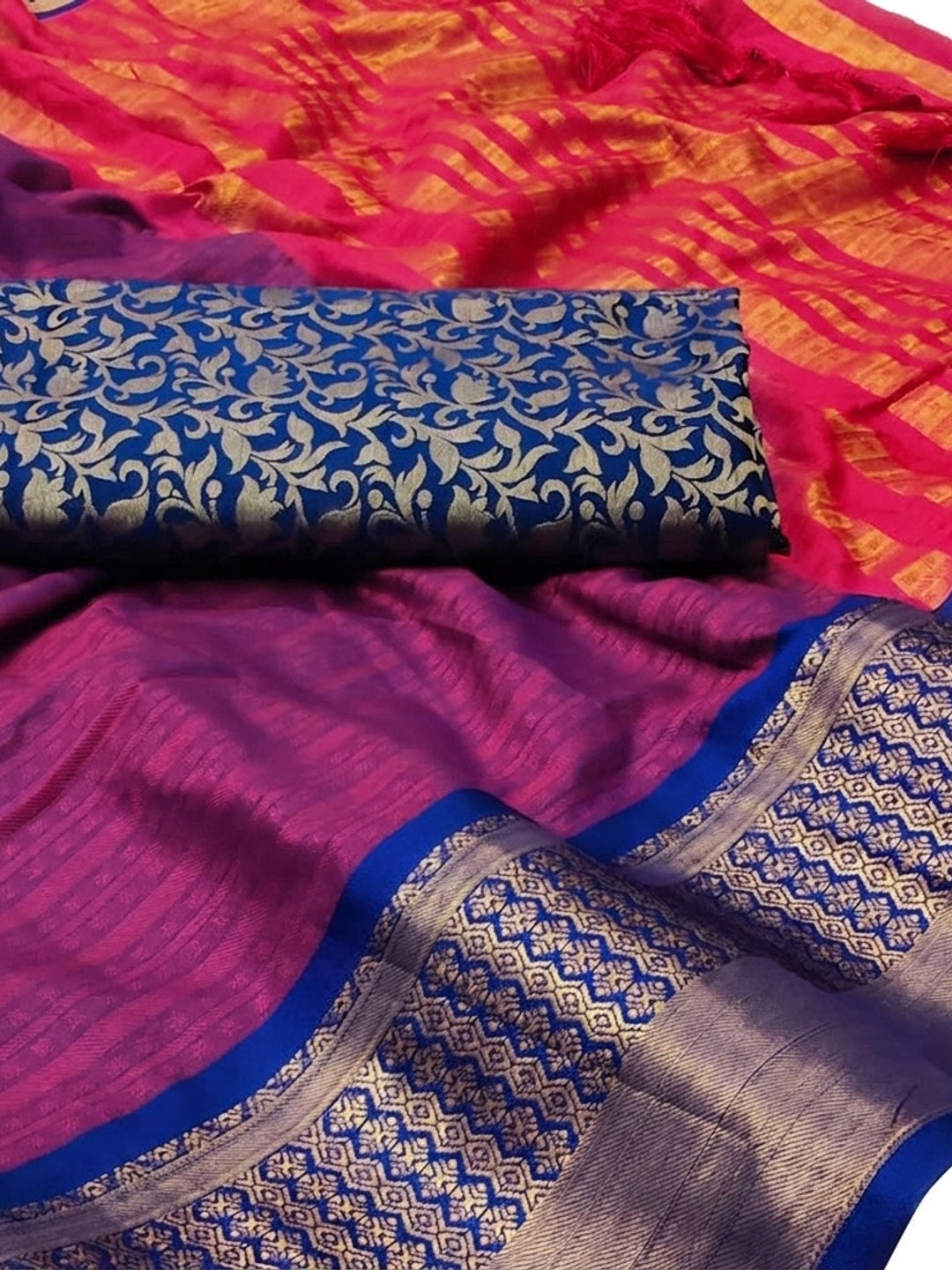 Red Woven Cotton Silk Saree - Image 4