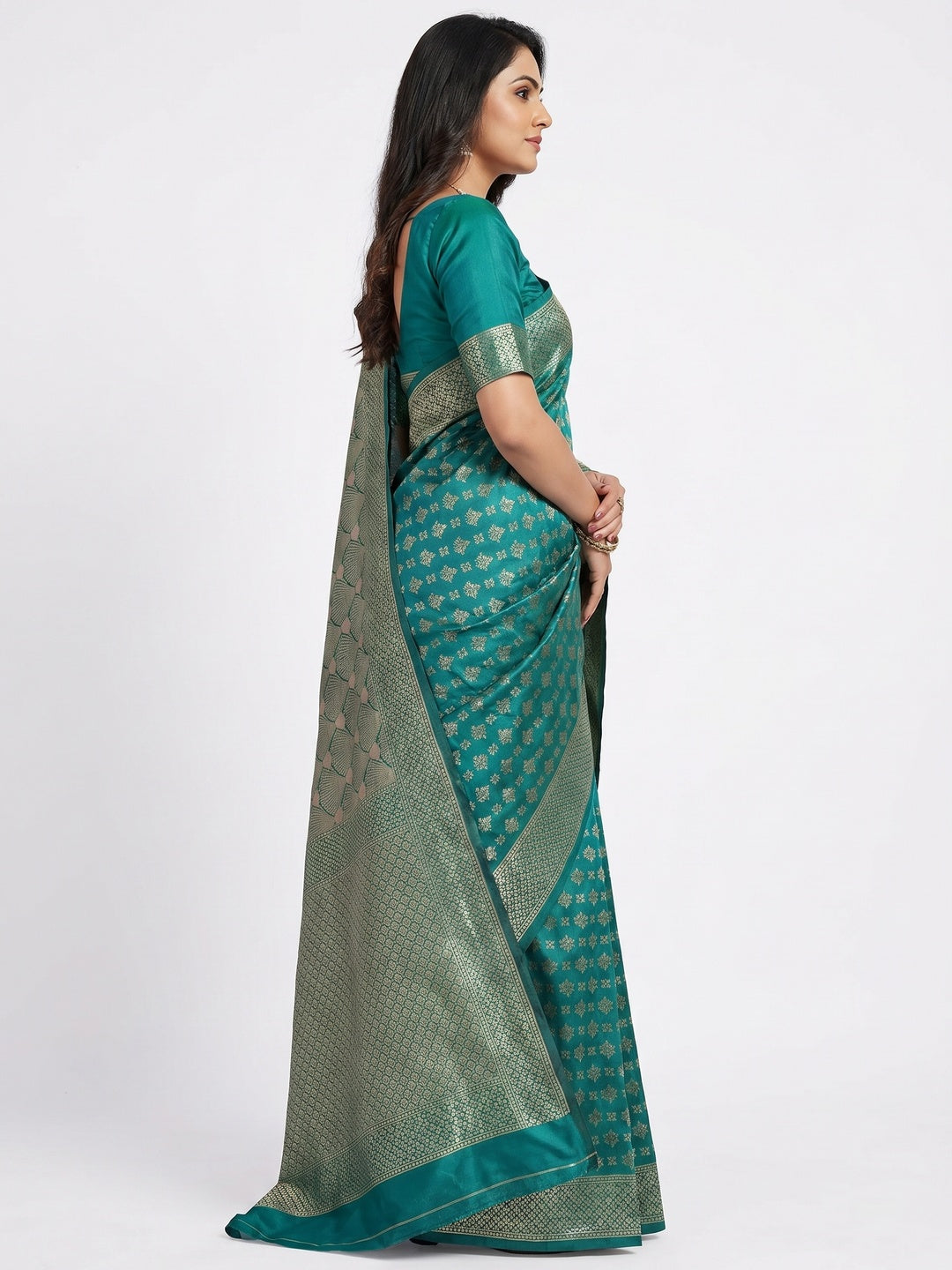 Rama Green Woven Banarasi Silk Saree - Image 3