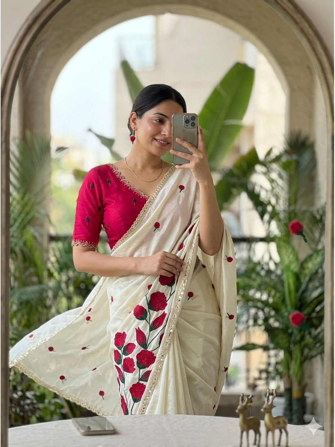 Peachmode Offwhite Silk Blend Saree with embroidery and mirror work - Image 8