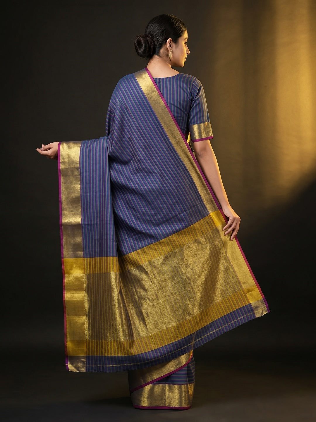 Navy Blue Woven Cotton Silk Saree - Image 4