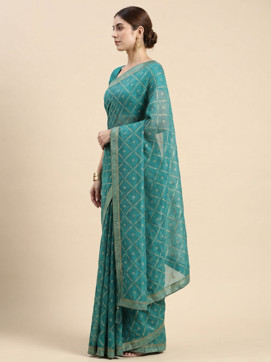 Turquoise Green Floral Foil Printed Zomato Saree - Image 3