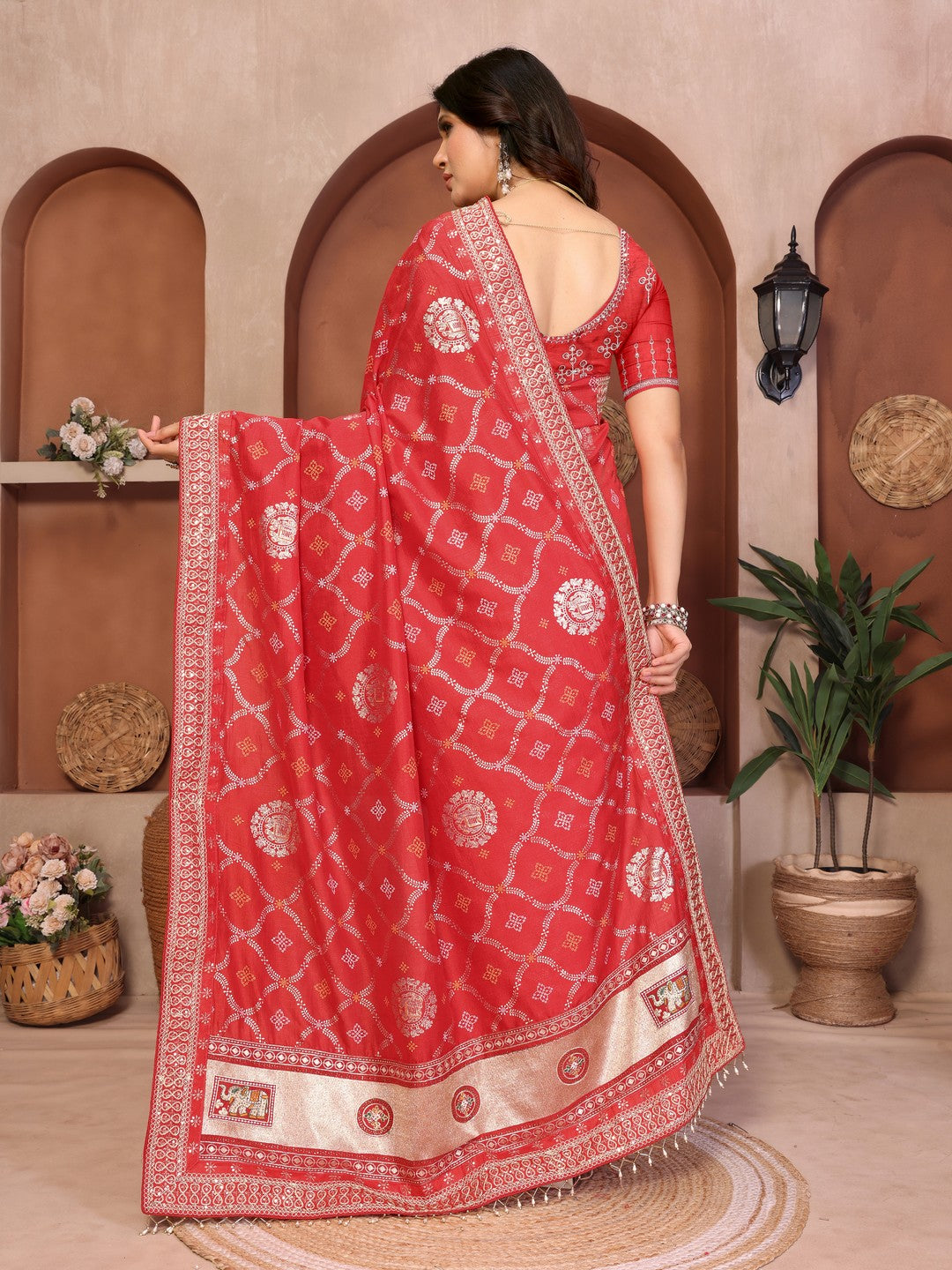 Peachmode Red Vichitra Silk Bandhani Saree with Woven Border - Image 5