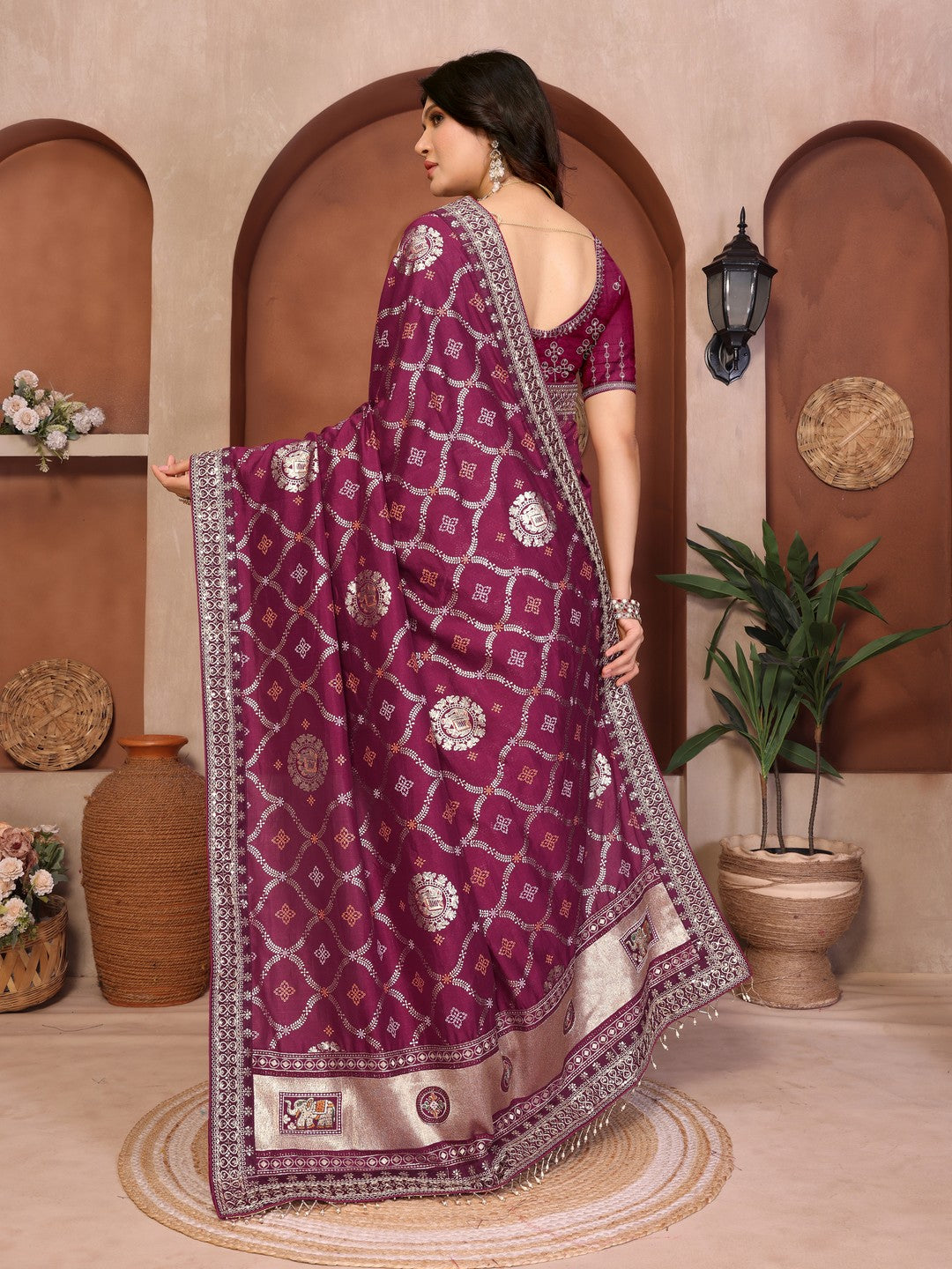 Peachmode Wine Vichitra Silk Bandhani Saree with Woven Border - Image 3