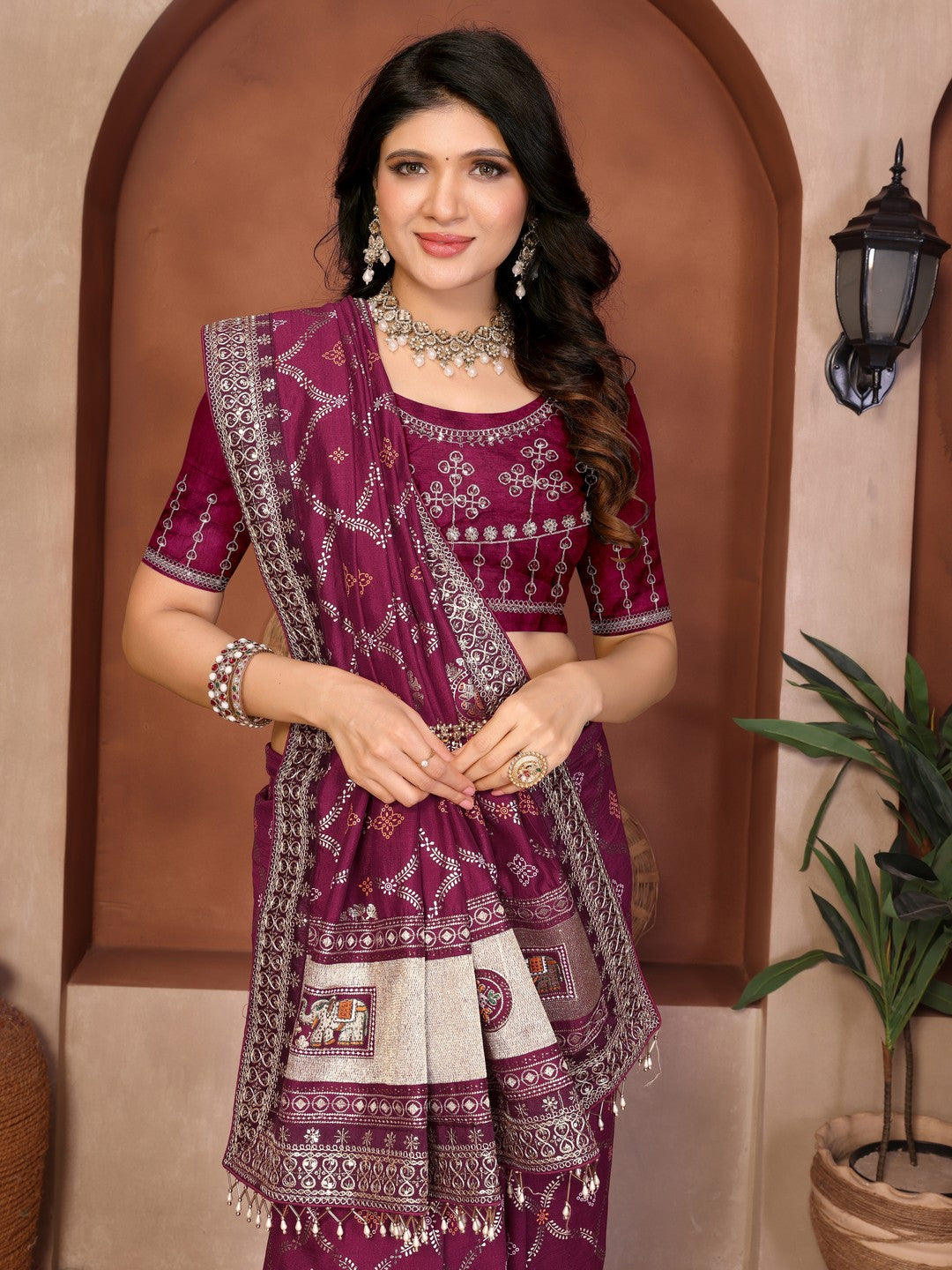 Peachmode Wine Vichitra Silk Bandhani Saree with Woven Border - Image 5