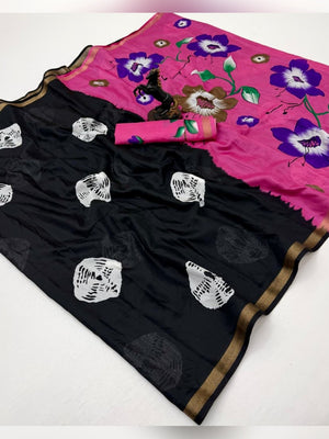 Peachmode Black Mulmul Cotton Bandhani Print Saree - Image 2
