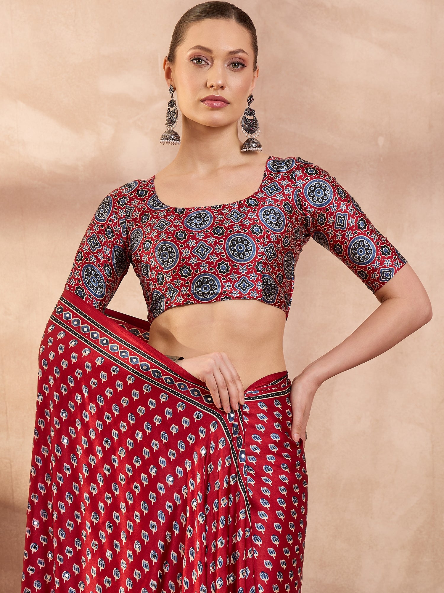 Peachmode Red Semi Modal Saree with Mirror Work - Image 2
