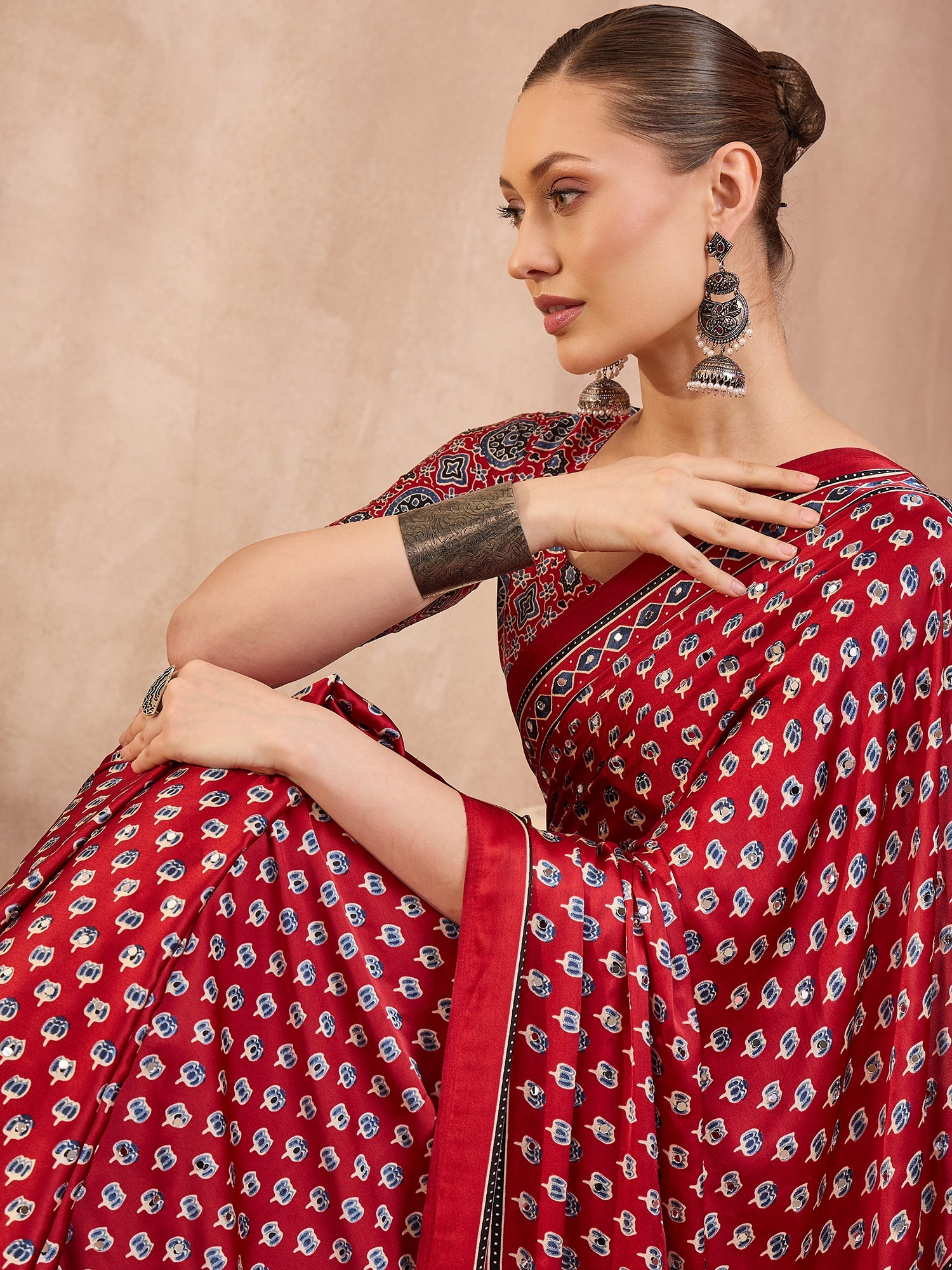 Peachmode Red Semi Modal Saree with Mirror Work - Image 7