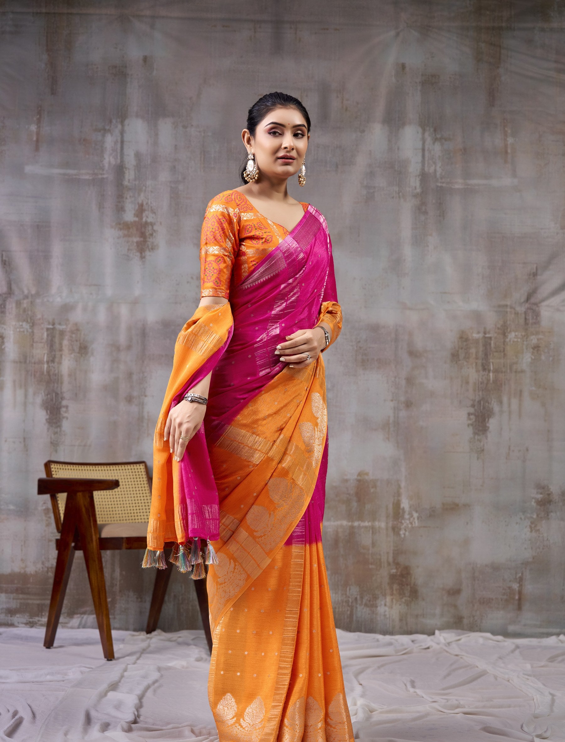 Peachmode Orange Chinnon Jacquard Saree - Image 3