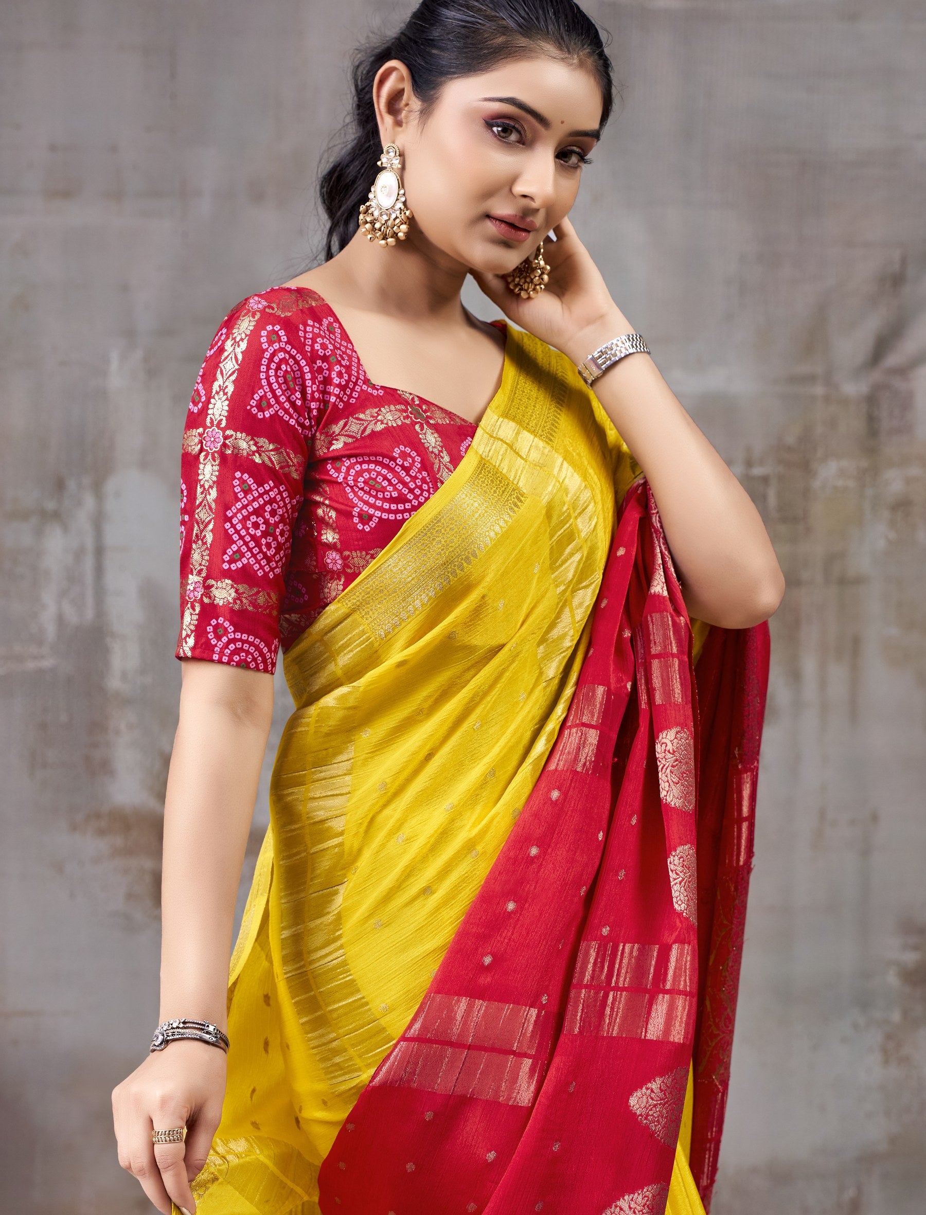Peachmode Red Chinnon Jacquard Saree - Image 5